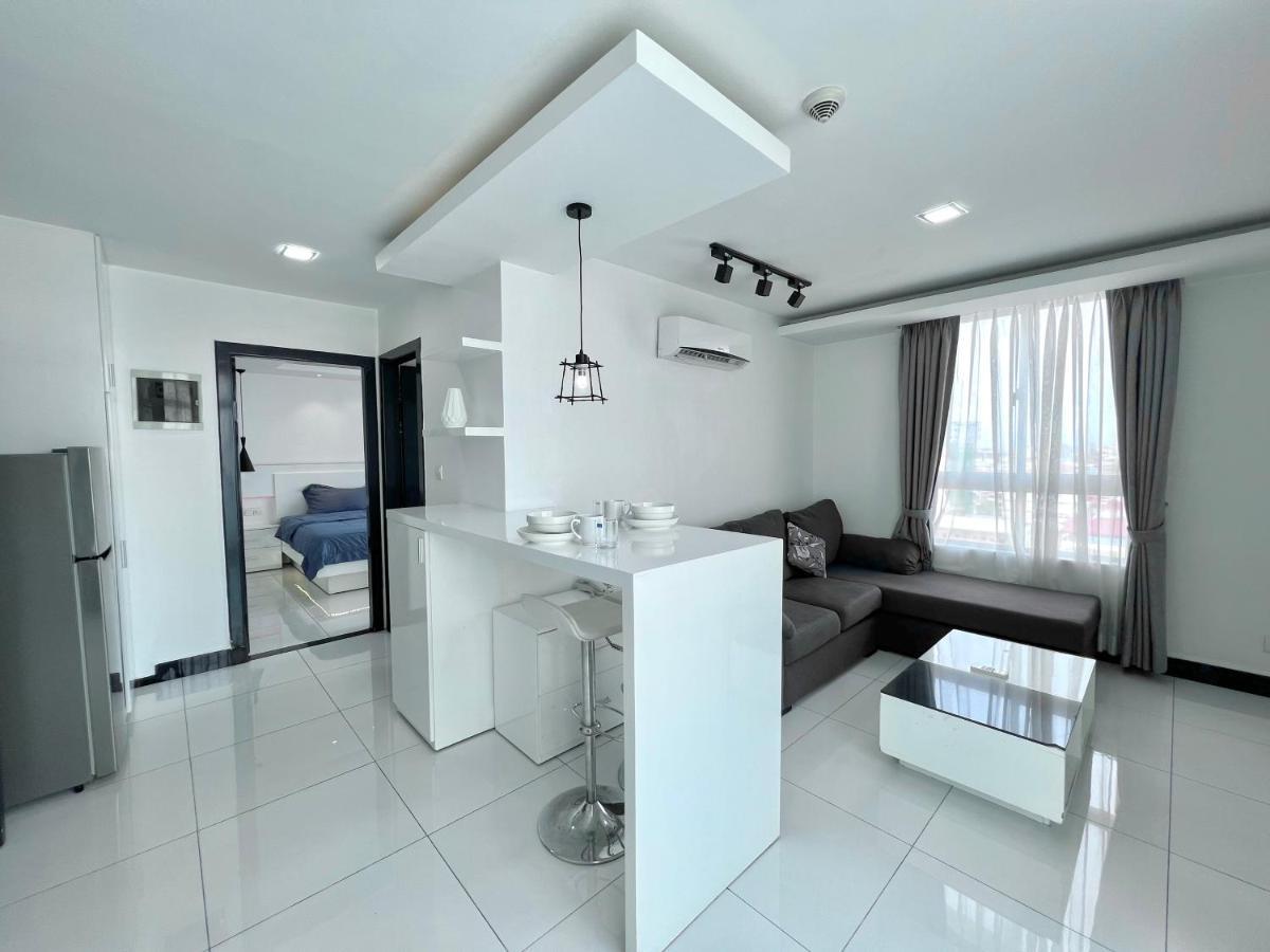 Pth Residence Phnom Penh Bagian luar foto