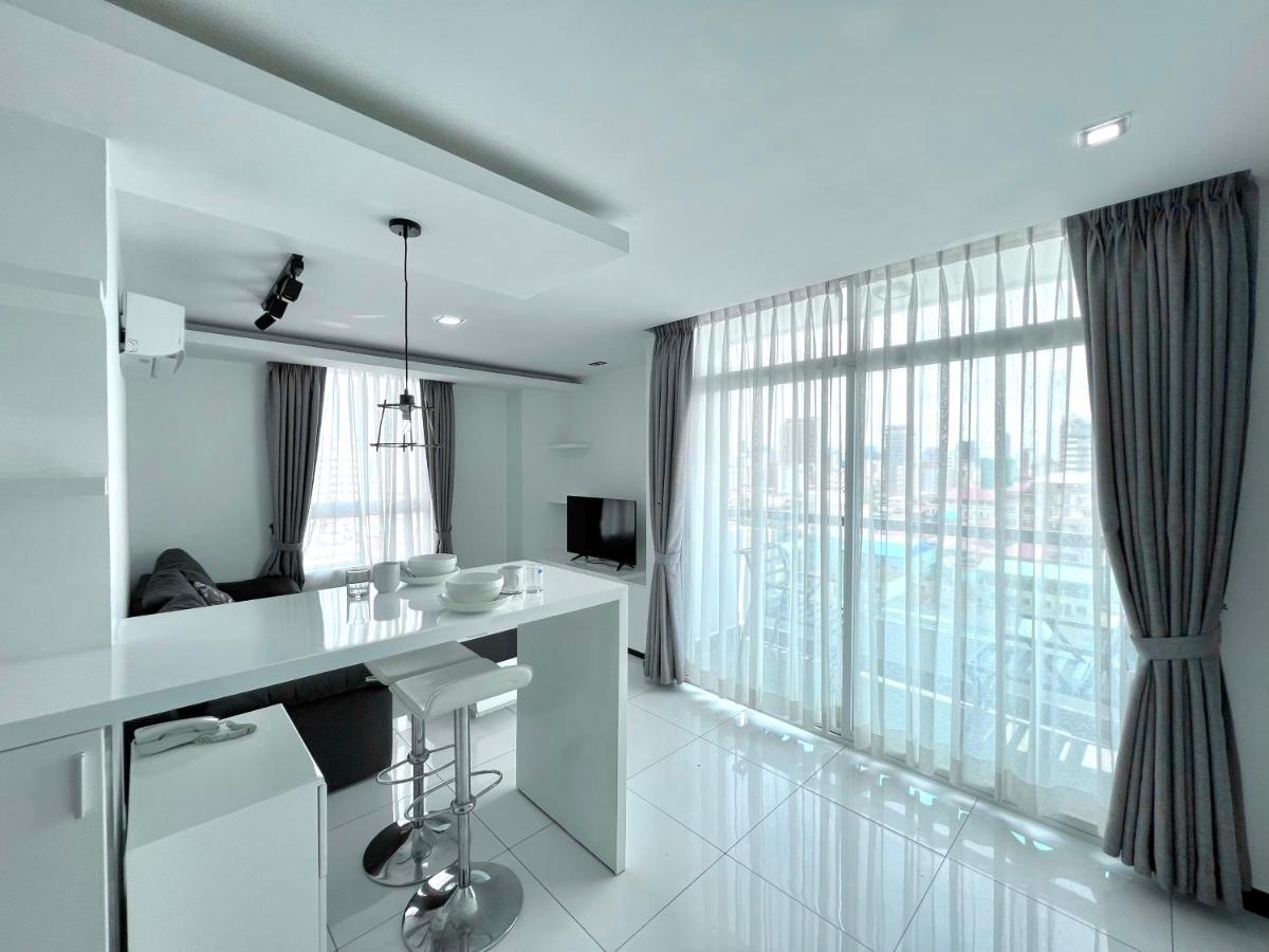 Pth Residence Phnom Penh Bagian luar foto
