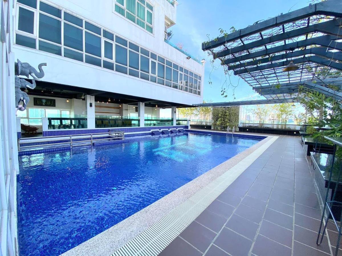 Pth Residence Phnom Penh Bagian luar foto