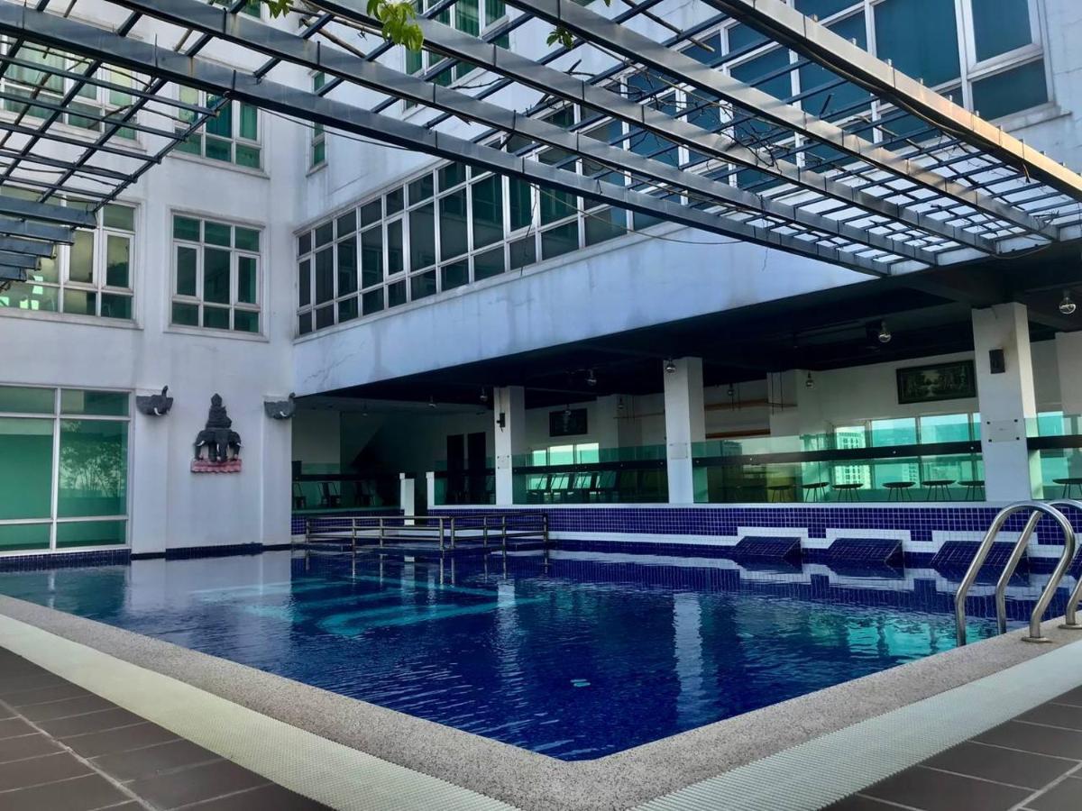 Pth Residence Phnom Penh Bagian luar foto
